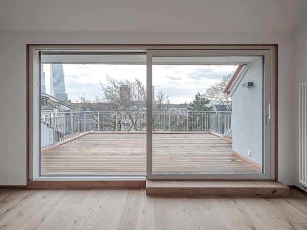 Totalsanierte Wohnung mit 30m2 Dachterrasse beim Wettsteinplatz 2