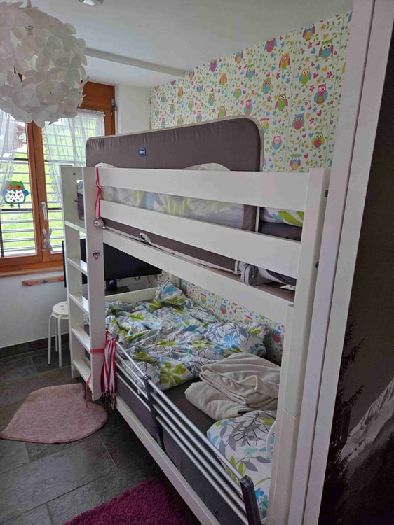 Ski in - Ski out: 3.5-Zimmer-Terrassenwohnung an bester Lage in Grächen 9
