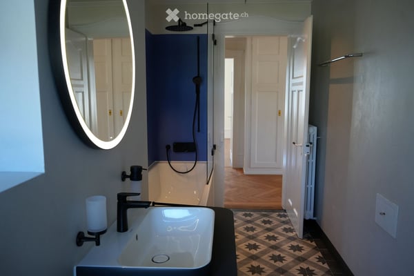 Charmante Altbauwohnung mit Charakter & modernem Komfort in Neuenhof 11