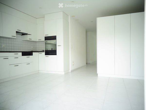 Grosszügige 3.5-Zimmer-Eigentumswohnung mit grossem Balkon und Aussicht ins Grüne 6