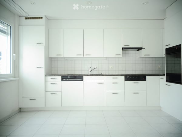Grosszügige 3.5-Zimmer-Eigentumswohnung mit grossem Balkon und Aussicht ins Grüne 4