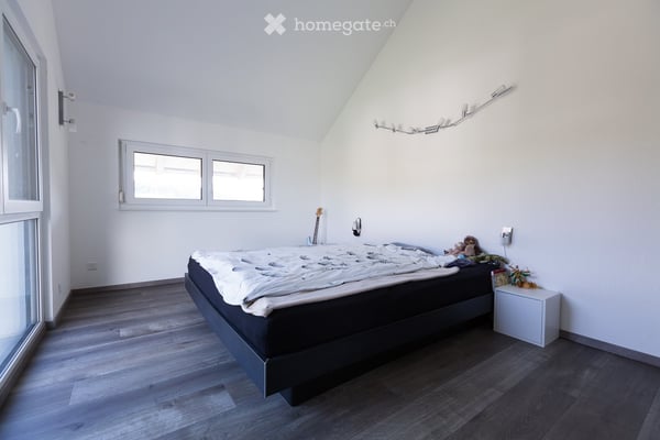 Modernes 5.5-Zimmer-Einfamilienhaus in Elfingen mit Studio 6