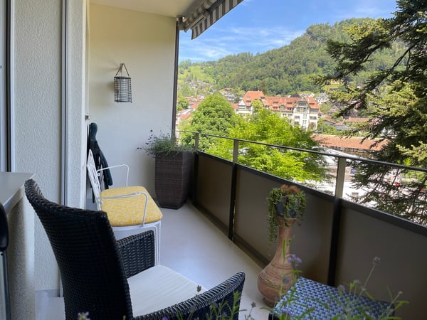 1.5-Zimmer-Wohnung mit Blick auf die Scherzligschleuse 2