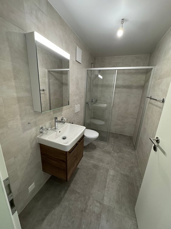 Bel appartement de 2,5 pièces, idéalement situé à Colombier NE 4