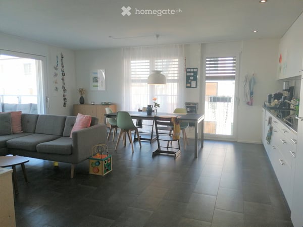 5 1/2 Zimmerwohnung, nähe See und Badi 2
