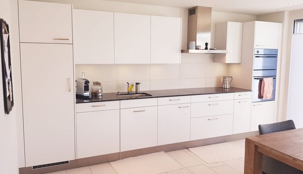 Moderne 3.5-Zimmer-Wohnung mit Balkon in ruhiger Lage – Islisberg 3