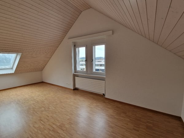 5.5-Zimmer-Maisonette-Wohnung im Dachgeschoss 12