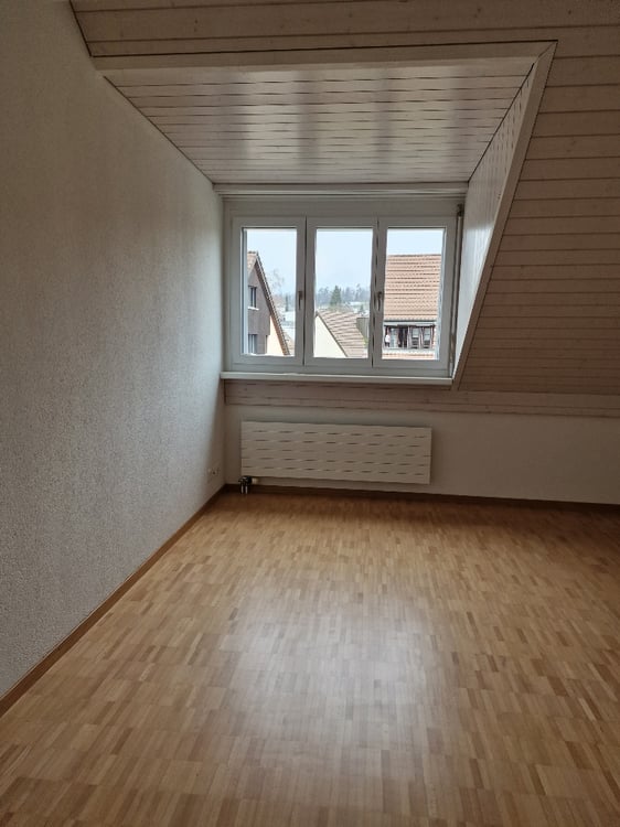 5.5-Zimmer-Maisonette-Wohnung im Dachgeschoss 6