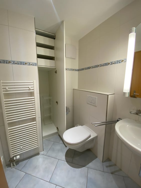 Charmante 3-Zimmer-Maisonette-Wohnung in Samstagern 9