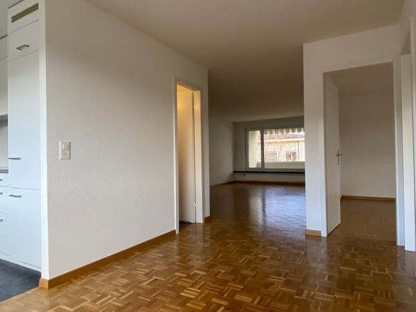 Helle 4.5-Zimmer-Wohnung mit Balkon und schöner Aussicht in Wil SG 6