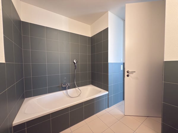 Moderne 6-Zimmer-Wohnung 12
