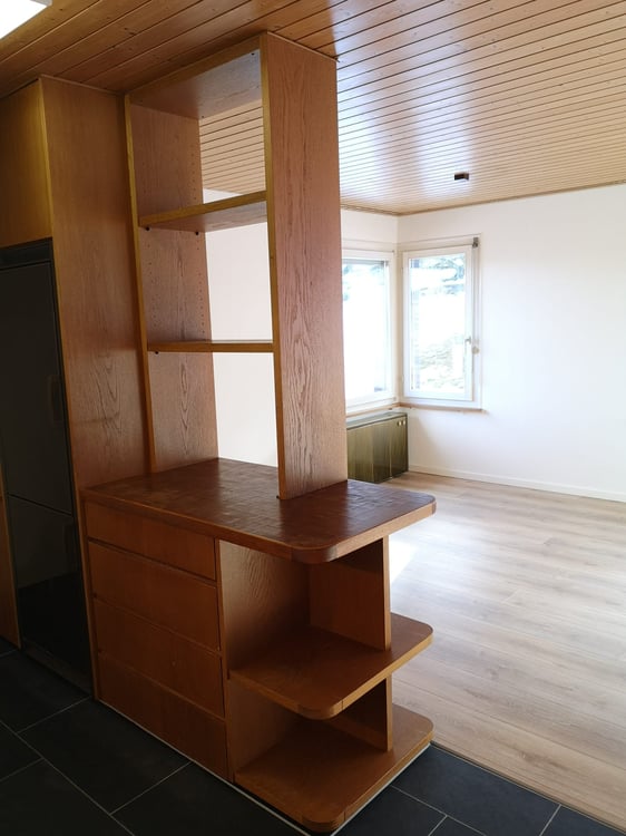 Charmante 2.5-Zimmer-Dachwohnung mit Seeblick in Berlingen 14