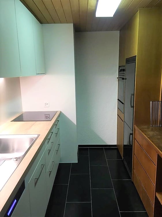 Charmante 2.5-Zimmer-Dachwohnung mit Seeblick in Berlingen 7