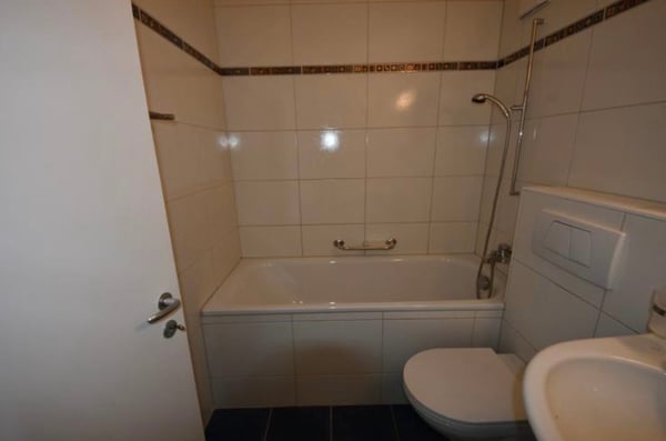 Moderne 2-Zimmer-Wohnung an ruhiger Lage in Effretikon 5