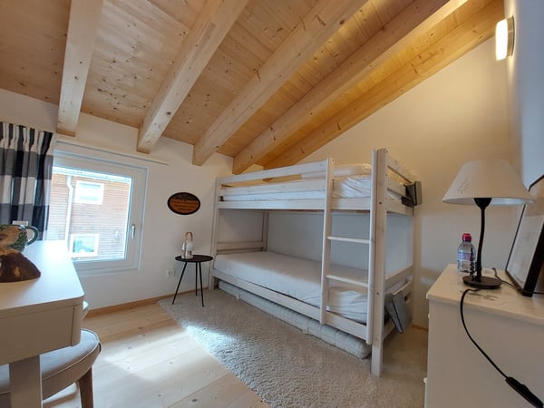 Doppel Einfamilienhaushälte in Schiers- Lunden mit Garage und Terrasse 11