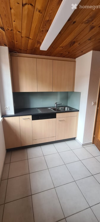 Charmante 5.5-Zimmer-Altbauwohnung im Hochparterre in Nussbaumen TG 12