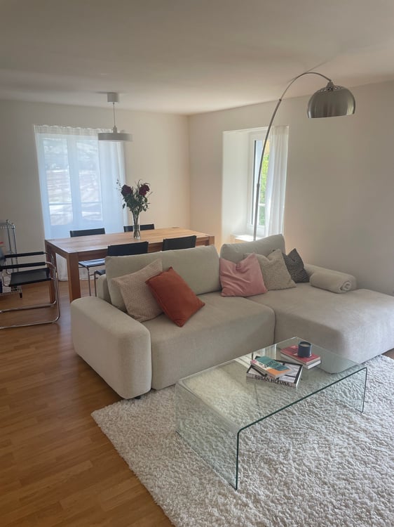 Charmante 2.5-Zimmer-Wohnung mit Balkon und Bergblick in Chur 5