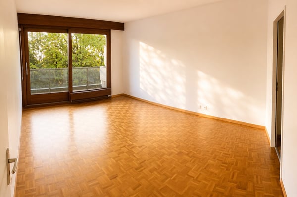 Magnifique 5.5 pièces traversant avec vue verdure et piscine – Florissant Apartment in Genève 4