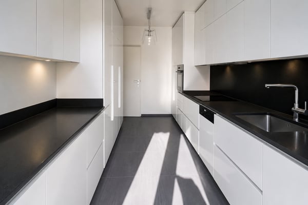 Magnifique 5.5 pièces traversant avec vue verdure et piscine – Florissant Apartment in Genève 3