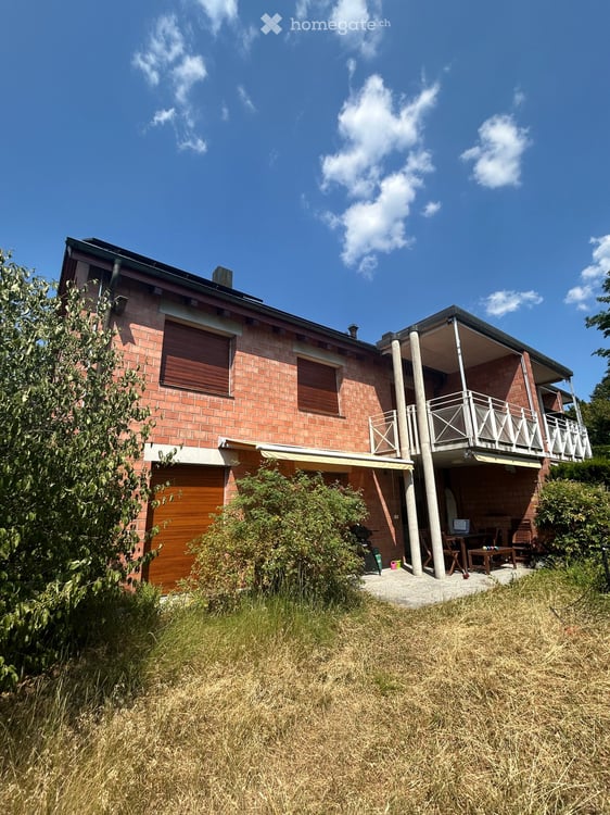 Spacious 6.5-Room Semi-Detached House for Rent in Binningen 16