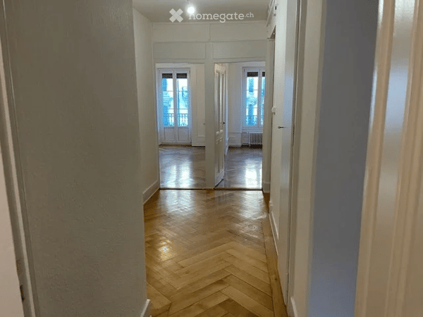 Place des Eaux-Vives : Appartement de 5 pièces au 3ème étage 3