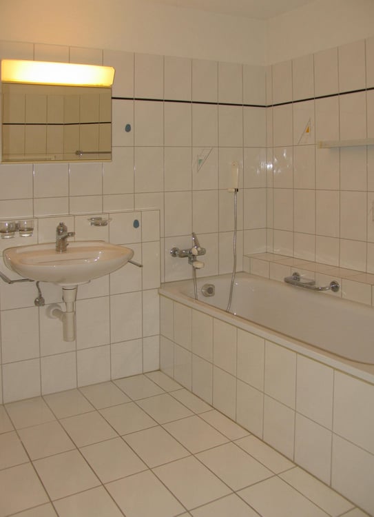 Charmante 4.5-Zimmer-Wohnung mit Balkon und Garage in Winterthur -Seen 9