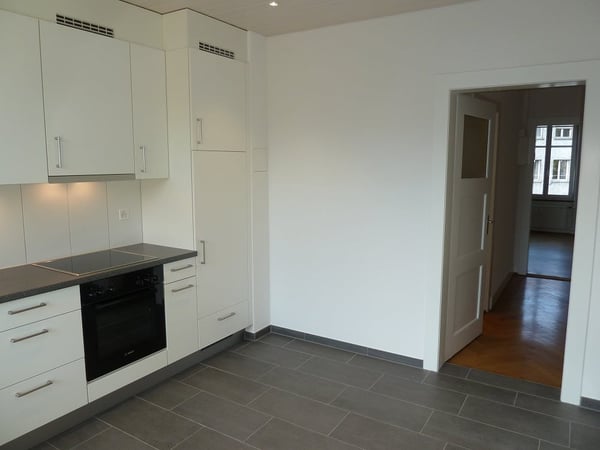 Modern eingerichtete 2.5-Zimmer-Wohnung in ruhigem Altbau 3