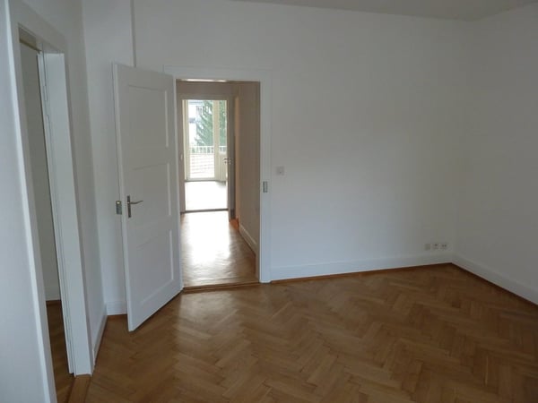 Modern eingerichtete 2.5-Zimmer-Wohnung in ruhigem Altbau 6