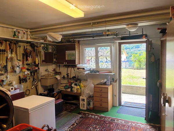 Gepflegtes 4.5 Zi. Einfamiliehaus mit herrlicher Seesicht und Aussenschwimmbad 24