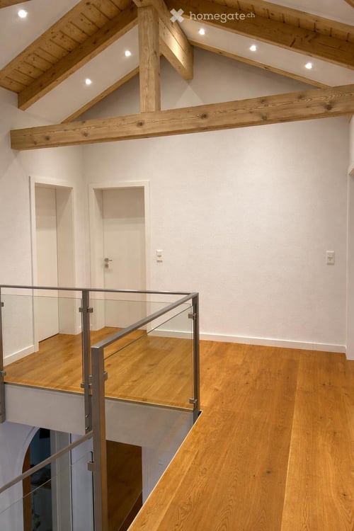 6.5 Zimmer Einfamilienhaus mit separater 2.5 Zi-Einliegerwohnung in Stalden VS 8