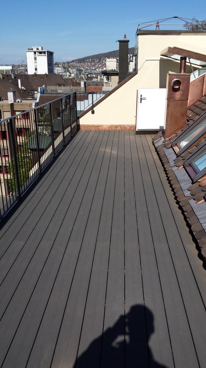 Heimelige Dachwohnung mit privater Dachterrasse im Kreis 3 2