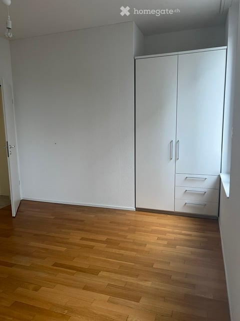 Moderne 3.5-Zimmer-Wohnung im Richtiareal 24