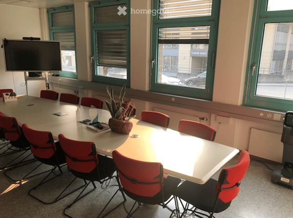 ufficio di 157 m² al 2° piano in Via Vedeggio 1, Manno 2