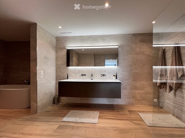 Grosszügige 5.5-Zimmer-Maisonette-Wohnung mit Seeblick in Richterswil 11