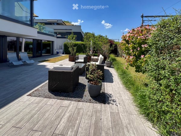 Grosszügige 5.5-Zimmer-Maisonette-Wohnung mit Seeblick in Richterswil 6