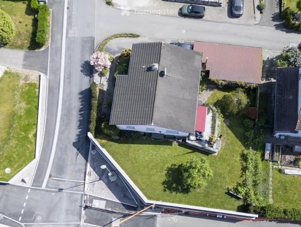 Charmantes Einfamilienhaus an ruhiger Lage in Cham (Baulandgrundstück) 8