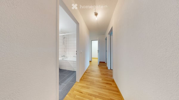 Helle 4.5-Zimmer-Wohnung mit Balkon in Suhr – ab 16. Juli 2026 verfügbar 5