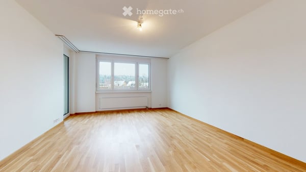 Helle 4.5-Zimmer-Wohnung mit Balkon in Suhr – ab 16. Juli 2026 verfügbar 3