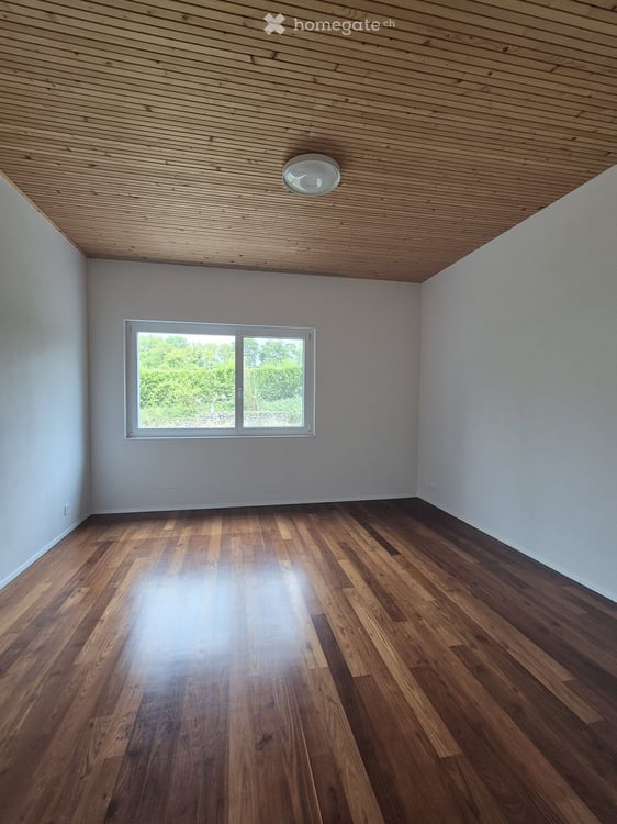 Grosszügige 3.5-Zimmerwohnung im Eigentumsstandard (ca. 110m2) mit Nebenräumen (35 m2) 10