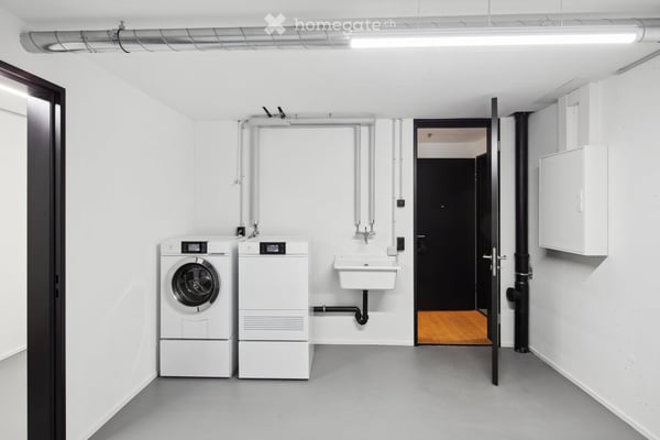 Moderne 4.5-Zimmer-Maisonette-Wohnung mit Aussicht in Männedorf 12
