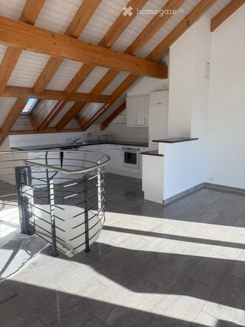 Helle, moderne 5-1/2 Zimmer Maisonettewohnung 3