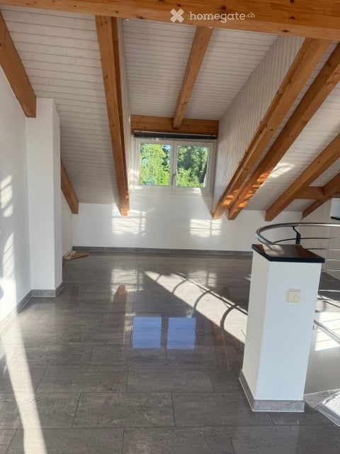 Helle, moderne 5-1/2 Zimmer Maisonettewohnung 4