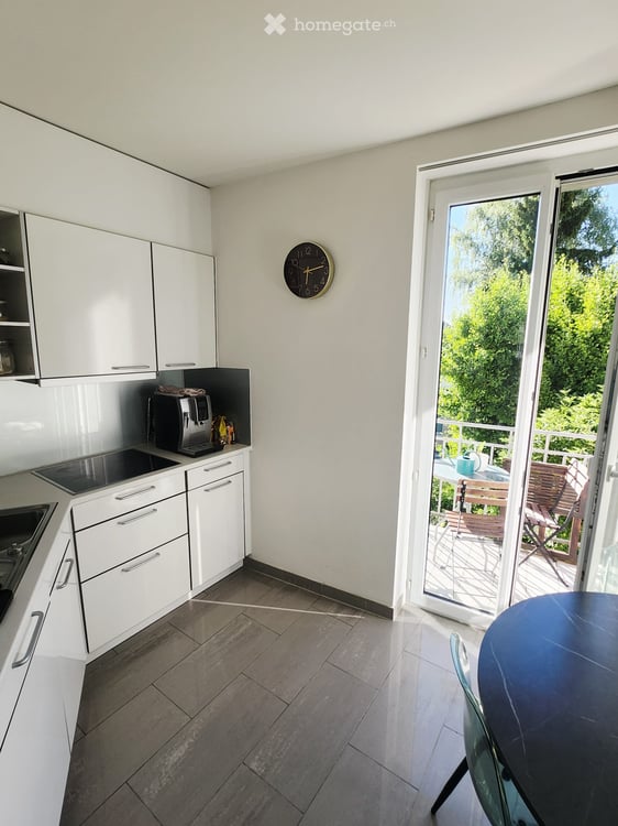 Zu vermieten – Stilvolle 4.5-Zimmer-Wohnung mit Altbaucharme in Zürich 8032 – verfügbar ab 1. August 4