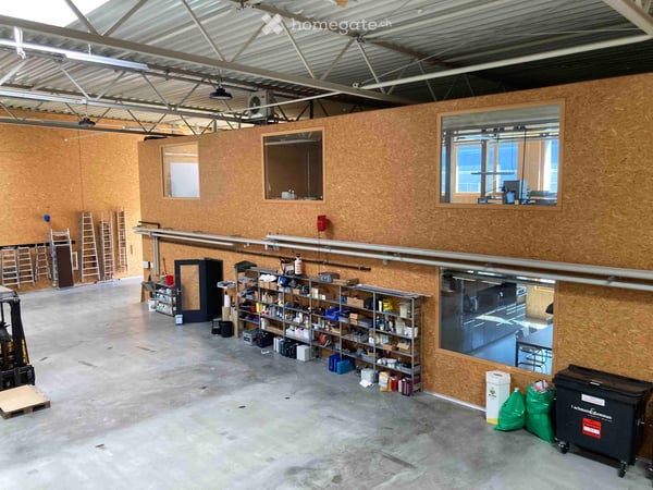 Flexible Gewerbehalle mit Büroflächen an sehr guter Verkehrslage in Pfungen 5