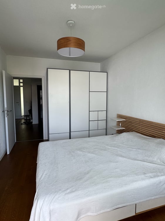 Helle 3.5-Zimmer-Wohnung mit Balkon und schöner Aussicht in Zürich-Witikon 4