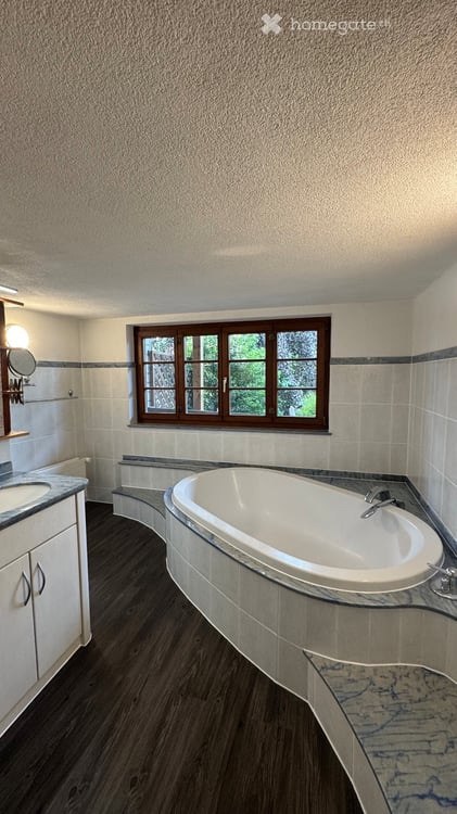 Erdgeschosswohnung mit Terrasse und Garten 4