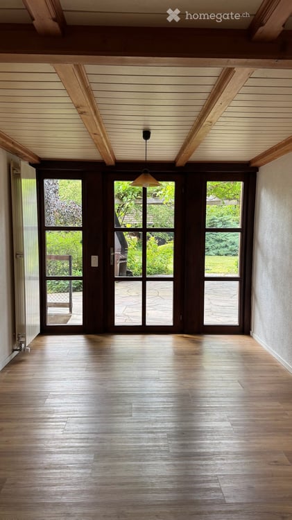 Erdgeschosswohnung mit Terrasse und Garten 9