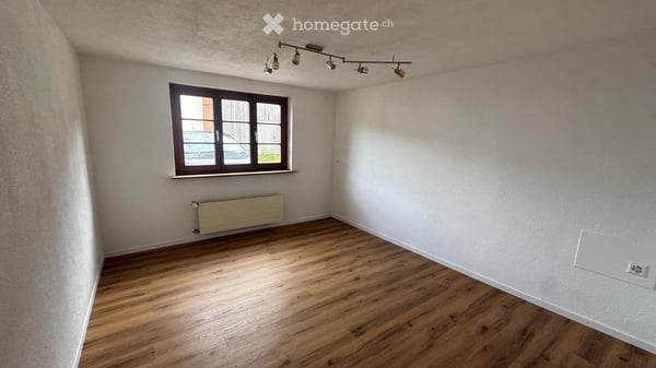 Erdgeschosswohnung mit Terrasse und Garten 10