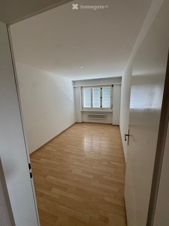 Geräumige 5.5-Zimmer-Wohnung in Nürensdorf 6