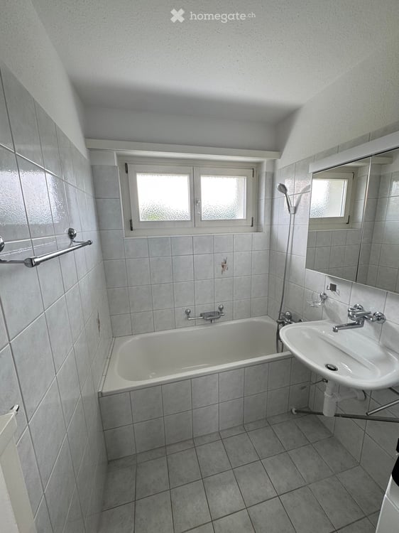 Geräumige 5.5-Zimmer-Wohnung in Nürensdorf 8